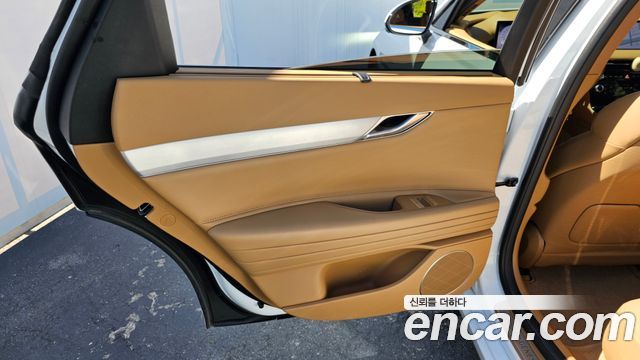 Genesis G80 (RG3) Gasoline 2.5 Turbo AWD 2025 — фото 25