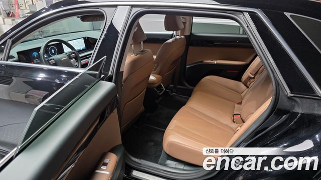 Hyundai Grandeur (GN7) 3.5 LPG 2WD Exclusive 2024 — фото 11