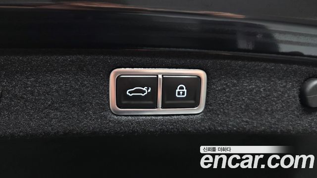 Hyundai Grandeur (GN7) 3.5 LPG 2WD Exclusive 2024 — фото 16