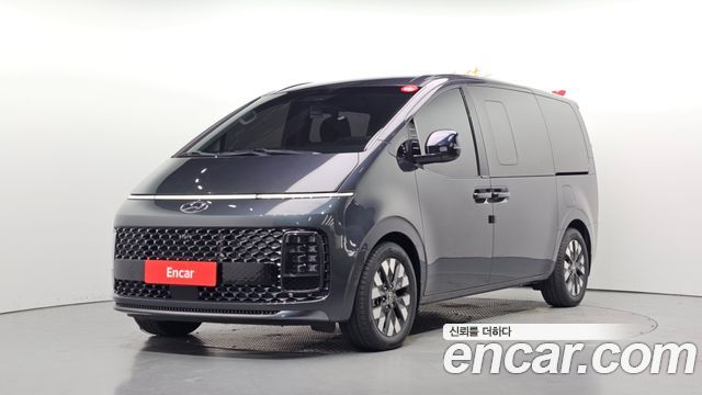Hyundai Staria Lounge 9-Seater Inspiration 2022 — фото 1