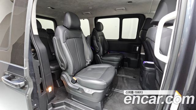 Hyundai Staria Lounge 9-Seater Inspiration 2022 — фото 11