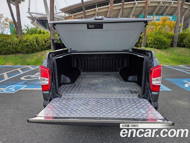 KG Mobility (SsangYong) Rexton Sports Khan Diesel 2.2 4WD Professional S (5-Link) 2019 — фото 20