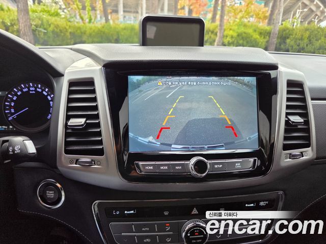 KG Mobility (SsangYong) Rexton Sports Khan Diesel 2.2 4WD Professional S (5-Link) 2019 — фото 22