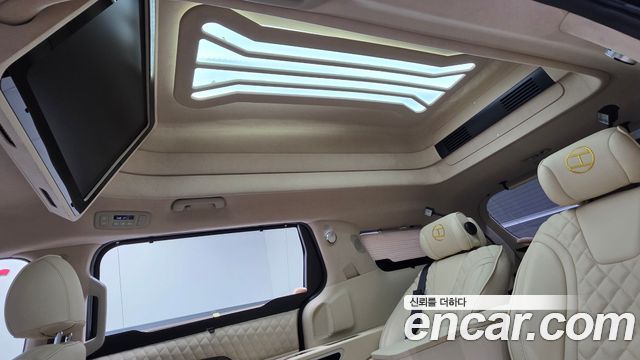 Kia Carnival (IV) Gasoline 9-seater Limousine(Special vehicle) 2021 — фото 17