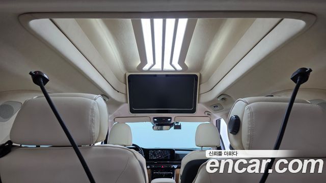 Kia Carnival (IV) Gasoline 9-seater Limousine(Special vehicle) 2021 — фото 18
