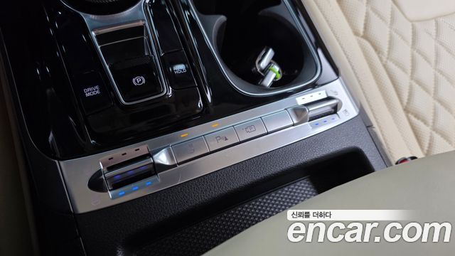 Kia Carnival (IV) Gasoline 9-seater Limousine(Special vehicle) 2021 — фото 33