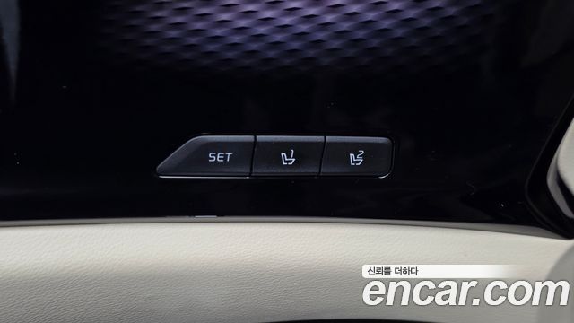 Kia Carnival (IV) Gasoline 9-seater Limousine(Special vehicle) 2021 — фото 35