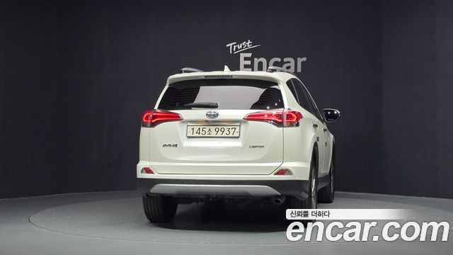 Toyota RAV4 2.5 2WD 4th 2018 — фото 4
