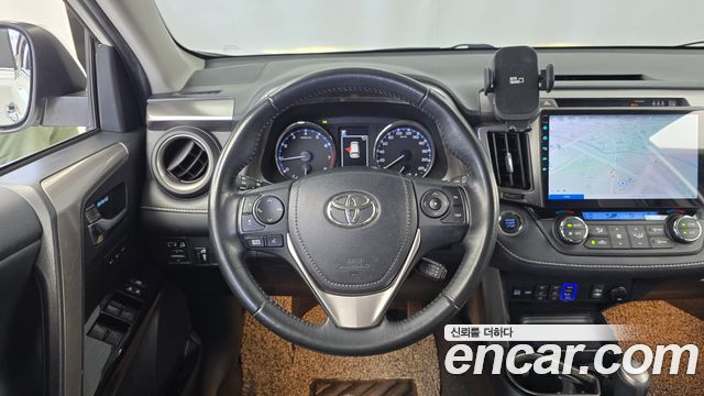 Toyota RAV4 2.5 2WD 4th 2018 — фото 13