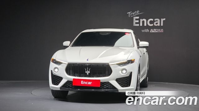 Maserati Levante 3.0 AWD GranSport 2020 — фото 3