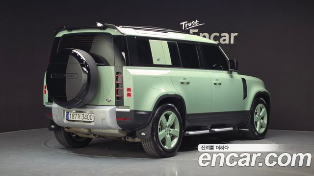 Land Rover Defender (L663) 110 D300 75th Edition 2023 — фото 2