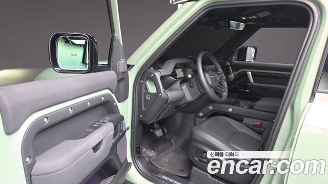 Land Rover Defender (L663) 110 D300 75th Edition 2023 — фото 10