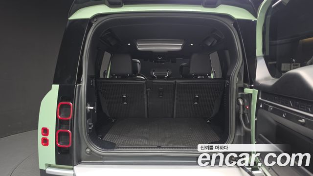 Land Rover Defender (L663) 110 D300 75th Edition 2023 — фото 23