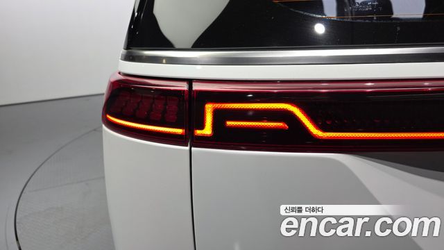 Kia Carnival (IV) Gasoline 9-Seater Noblesse 2023 — фото 23