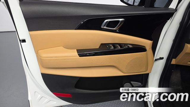 Kia Carnival (IV) Gasoline 9-Seater Noblesse 2023 — фото 25