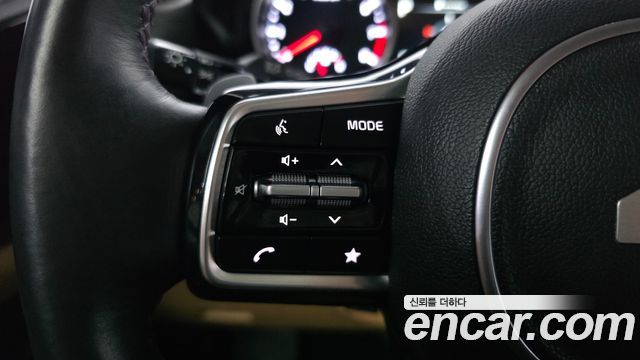 Kia Carnival (IV) Gasoline 9-Seater Noblesse 2023 — фото 30