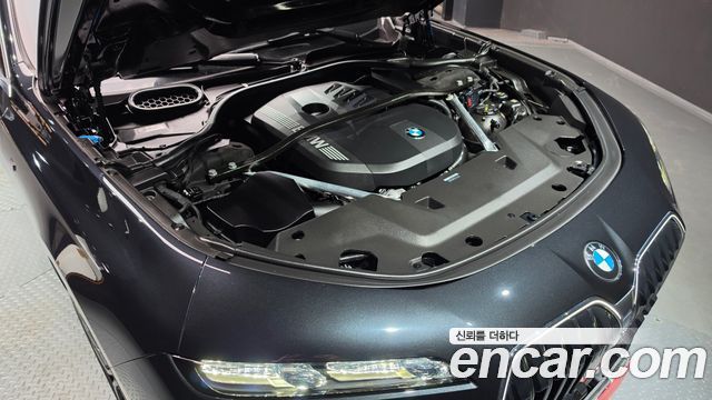 BMW 7 Series (G70) 740i sDrive M Sport 2023 — фото 6
