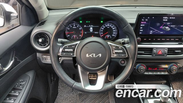 Kia K3 (II) 1.6 Prestige 2023 — фото 13
