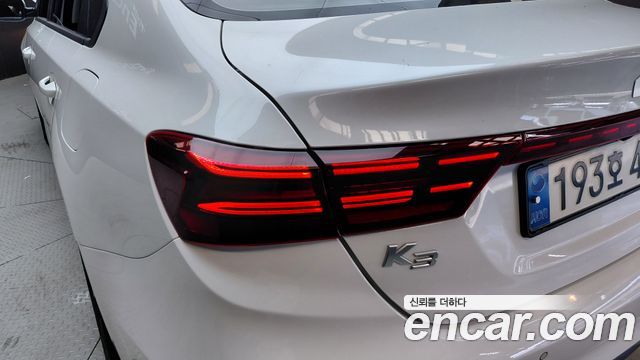 Kia K3 (II) 1.6 Prestige 2023 — фото 23