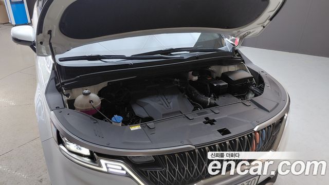 Kia Carnival (IV) Gasoline 9-Seater Signature 2023 — фото 6