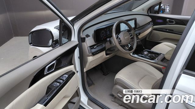 Kia Carnival (IV) Gasoline 9-Seater Signature 2023 — фото 10