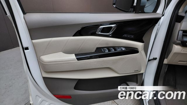 Kia Carnival (IV) Gasoline 9-Seater Signature 2023 — фото 24