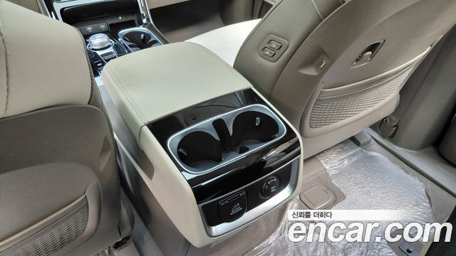 Kia Carnival (IV) Gasoline 9-Seater Signature 2023 — фото 32