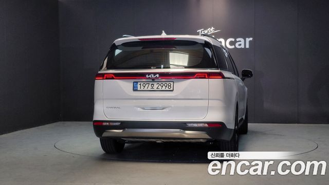 Kia Carnival (IV) Gasoline 9-Seater Signature 2023 — фото 4