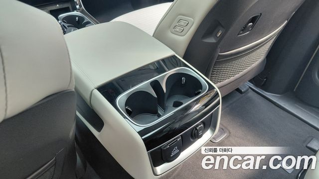 Kia Carnival (IV) Gasoline 9-Seater Signature 2023 — фото 16
