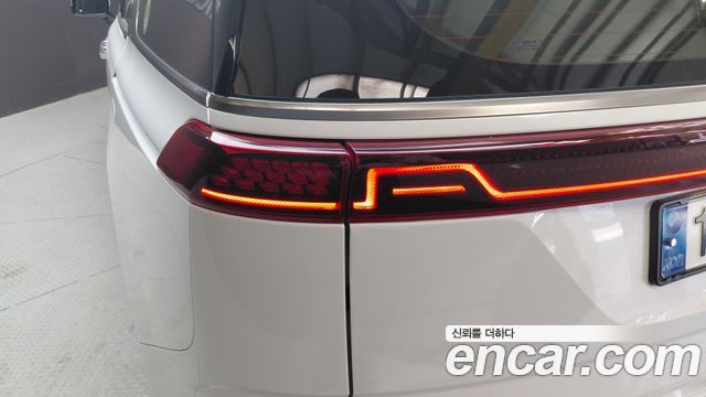 Kia Carnival (IV) Gasoline 9-Seater Signature 2023 — фото 23