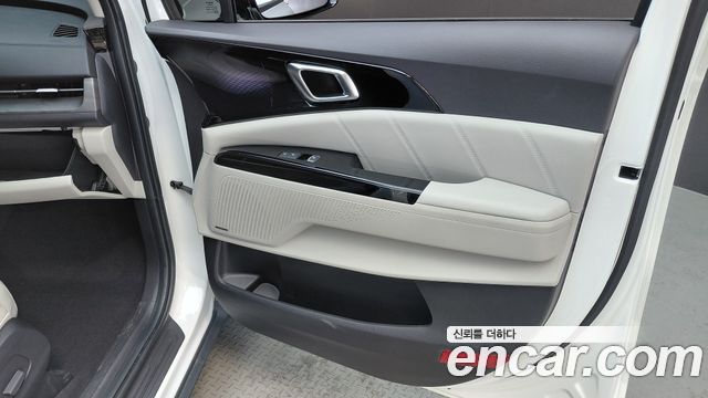 Kia Carnival (IV) Gasoline 9-Seater Signature 2023 — фото 25