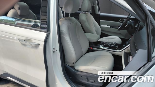 Kia Carnival (IV) Gasoline 9-Seater Signature 2023 — фото 26