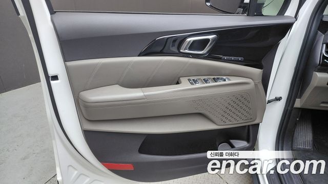 Kia Carnival (IV) HEV 9seater Signature 2024 — фото 24
