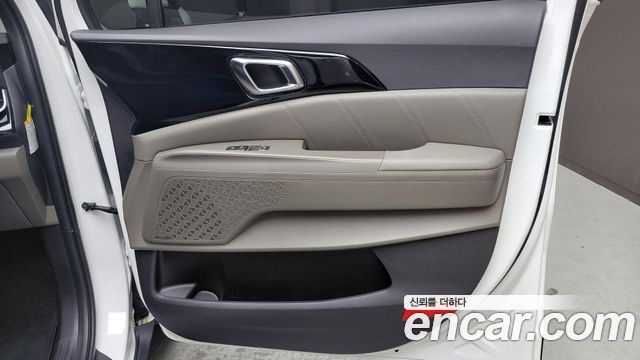 Kia Carnival (IV) HEV 9seater Signature 2024 — фото 25