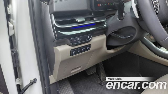 Kia Carnival (IV) HEV 9seater Signature 2024 — фото 28