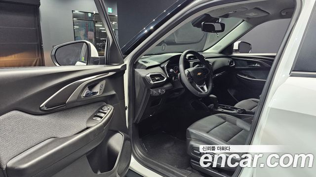 Chevrolet Trailblazer 1.3 Turbo 2WD LT 2022 — фото 10