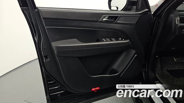 KG Mobility (SsangYong) Rexton Sports Diesel 2.2 4WD Noblesse 2022 — фото 30