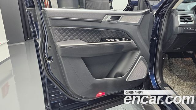 KG Mobility (SsangYong) Rexton Diesel 2.2 2WD Prestige 2022 — фото 24