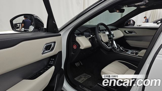 Land Rover Range Rover Velar 2.0 P250 R-Dynamic SE 2023 — фото 10