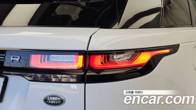 Land Rover Range Rover Velar 2.0 P250 R-Dynamic SE 2023 — фото 29
