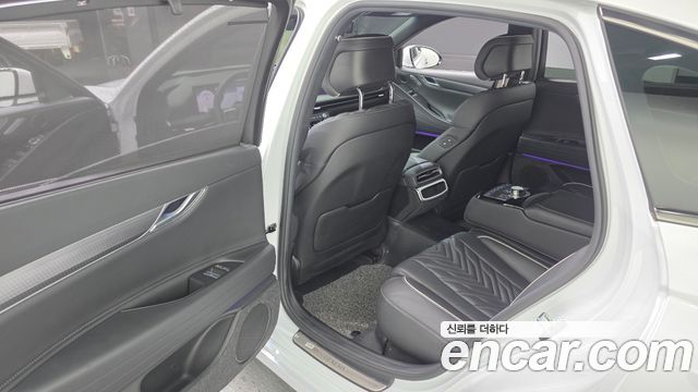 Genesis G80 (RG3) Gasoline 2.5 Turbo AWD 2025 — фото 11