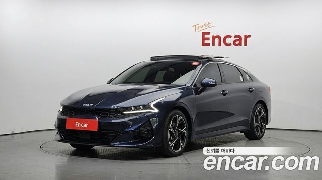 Kia K5 Hybrid (III) Signature 2024 — фото 1