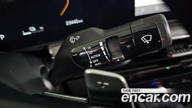 Kia K5 Hybrid (III) Signature 2024 — фото 28