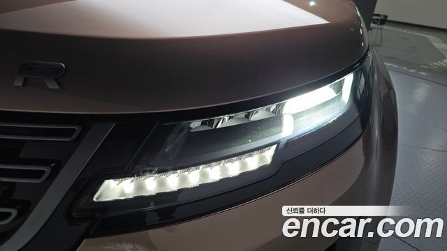 Land Rover Range Rover Evoque (II) P250 S 2025 — фото 22