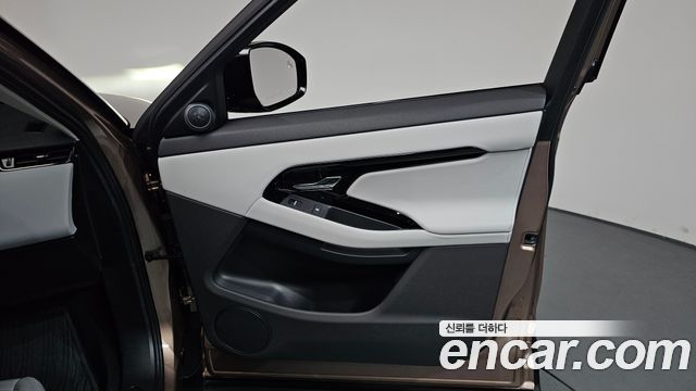 Land Rover Range Rover Evoque (II) P250 S 2025 — фото 24