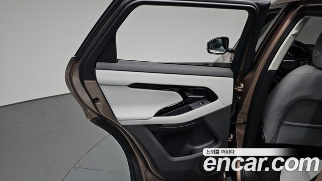 Land Rover Range Rover Evoque (II) P250 S 2025 — фото 25