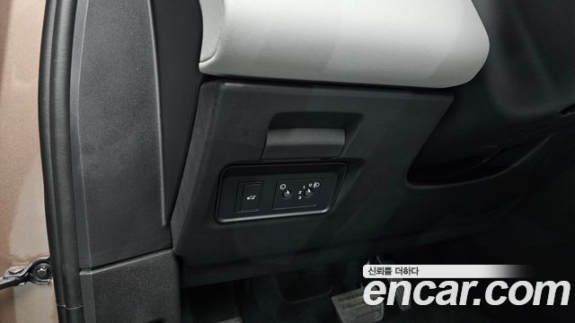 Land Rover Range Rover Evoque (II) P250 S 2025 — фото 32