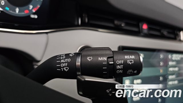 Land Rover Range Rover Evoque (II) P250 S 2025 — фото 33