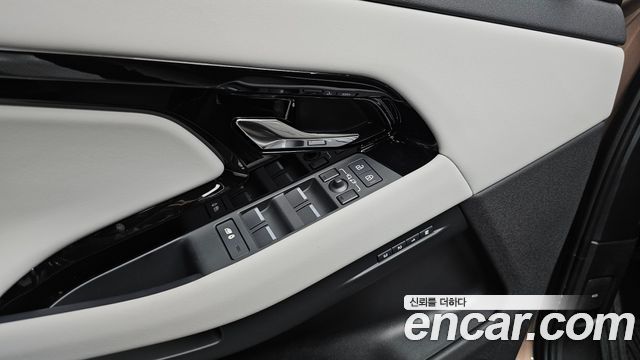 Land Rover Range Rover Evoque (II) P250 S 2025 — фото 35