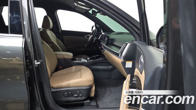 Kia Sorento (IV) HEV 1.6 2WD Signature 2024 — фото 11